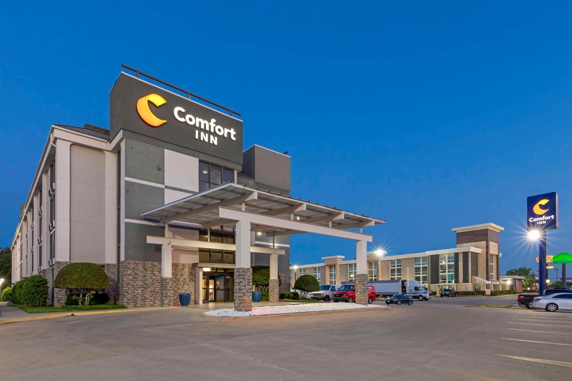Comfort Inn Dallas North Love Field Airport Exteriér fotografie