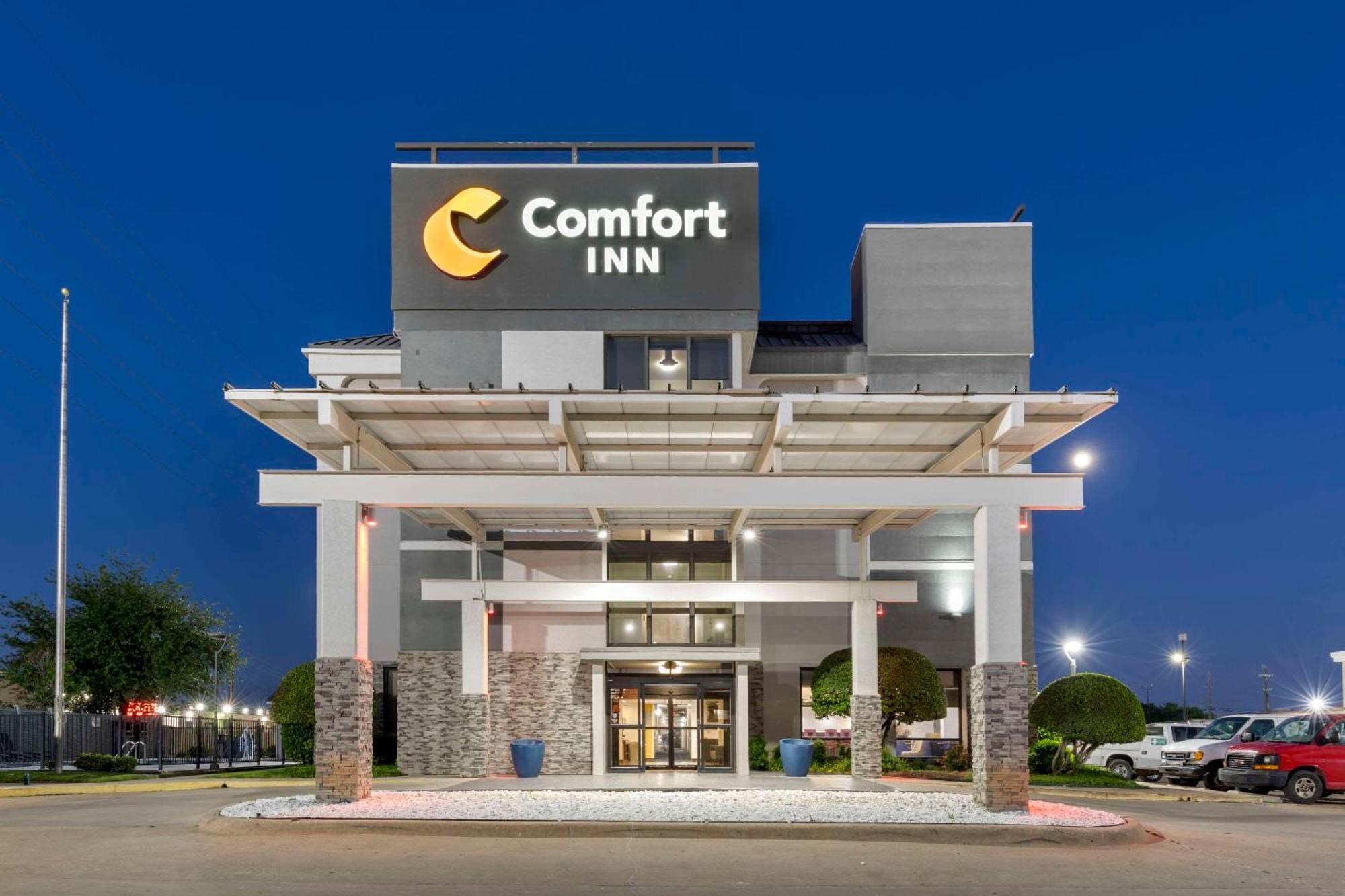 Comfort Inn Dallas North Love Field Airport Exteriér fotografie