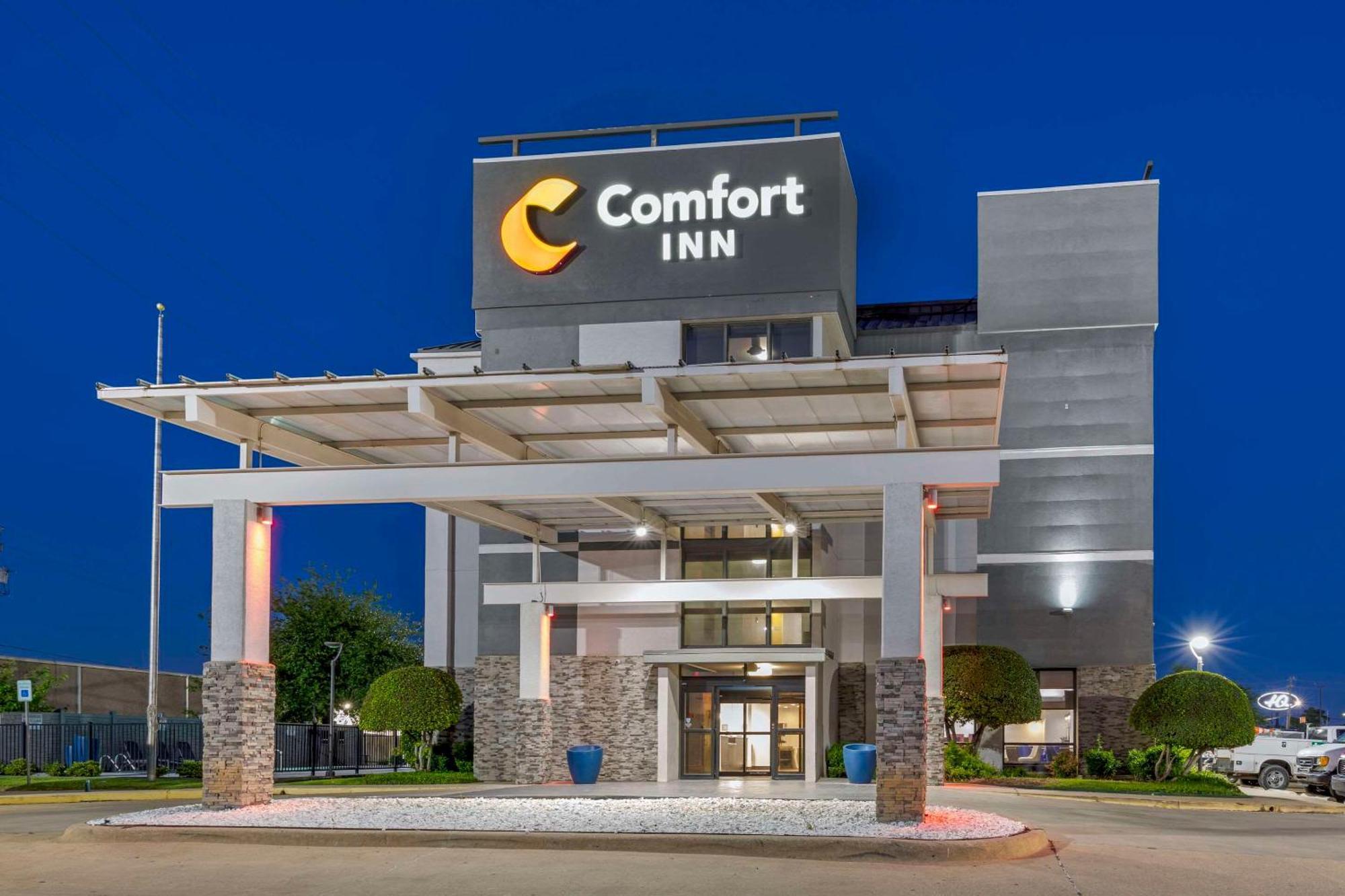 Comfort Inn Dallas North Love Field Airport Exteriér fotografie