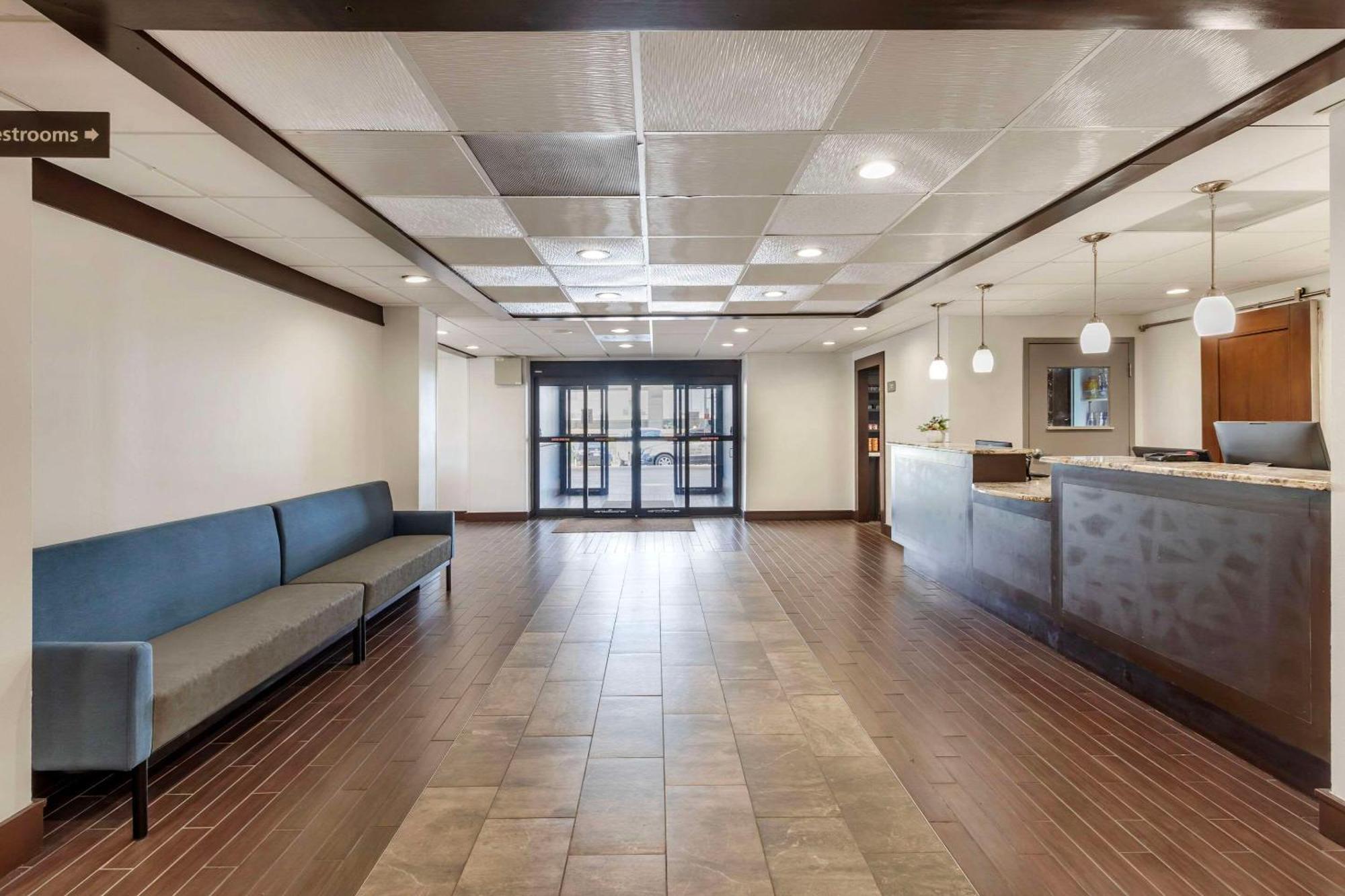 Comfort Inn Dallas North Love Field Airport Exteriér fotografie